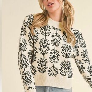 NWT &Merci Ultra soft Floral Cream and Black Sweater Sz S